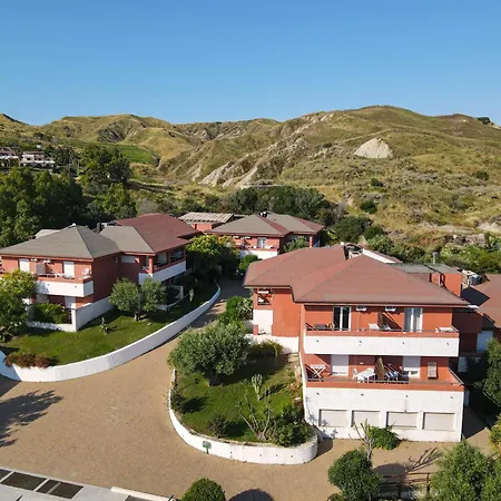 Amareclub Club Casarossa 酒店 克罗托内