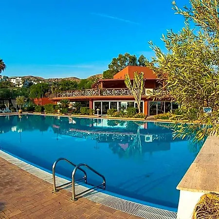 Amareclub Club Casarossa Hotel